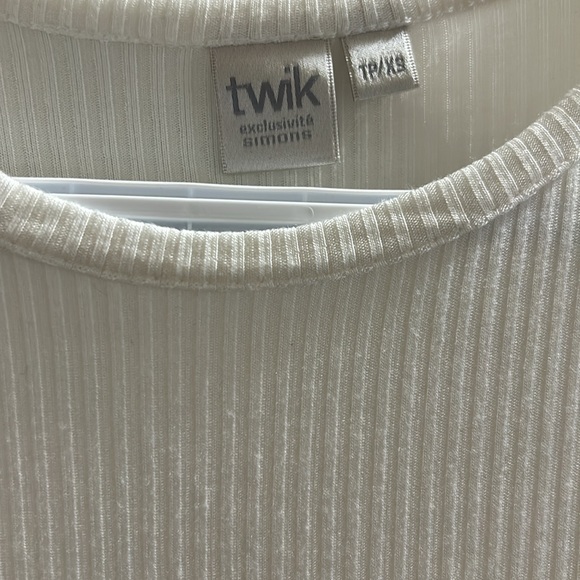 Ribbed Bodysuits - Picture 5 of 15